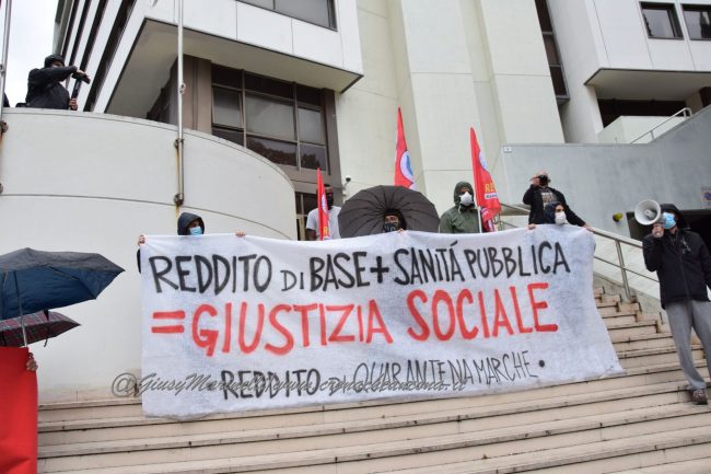 https://www.cronacheancona.it/wp-content/uploads/2020/05/sit-in_reddito-DSC_0510--650x433.jpg