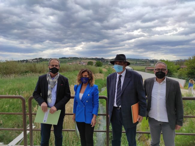 Genio Civile di Ancona, Regione, Comune e Consorzio di bonifica Marche Rigatta nel fosso della Liscia falconara
