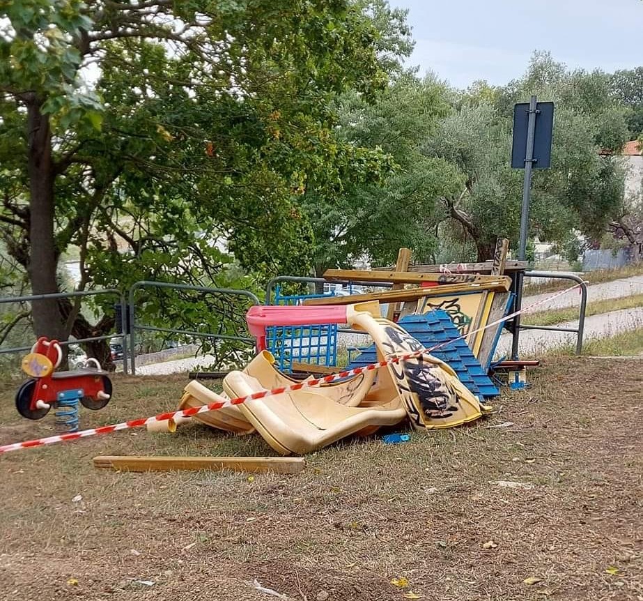 Bulli e vandali nei parchi Foresi «Recuperati circa 83mila euro