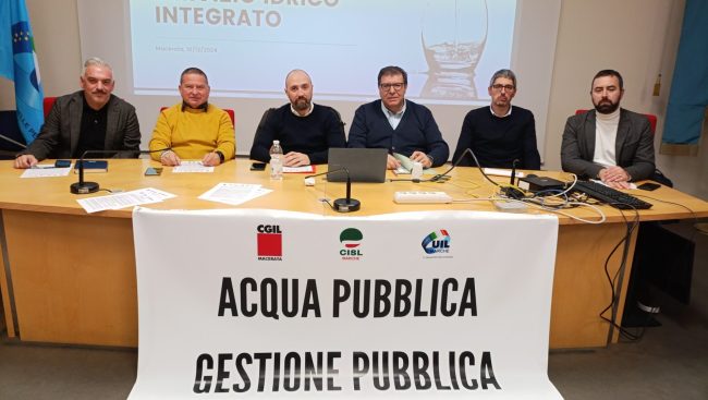 Assemblea-acqua-pubblica-sindacati-e-lavoratori-1-650x367