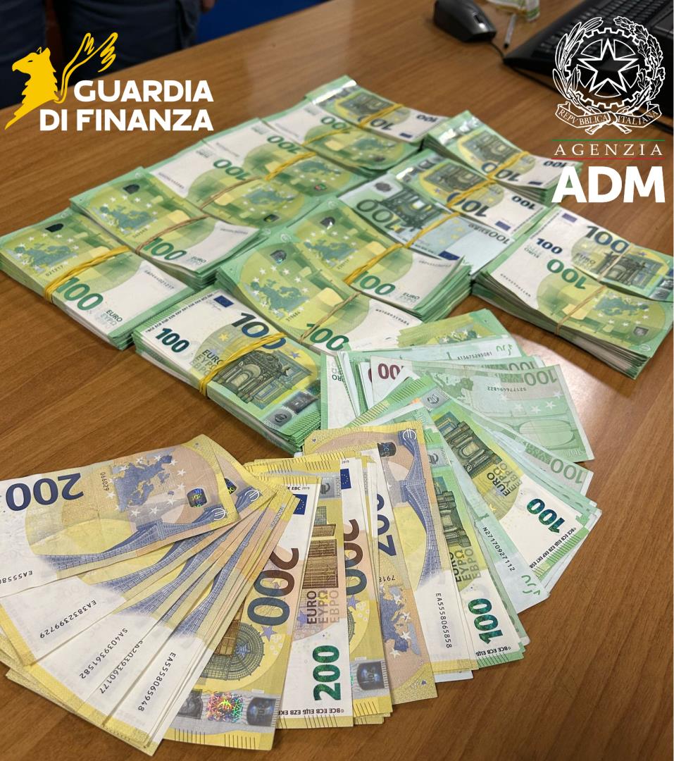 Contatore Soldi Uv Mg Ir Macchina Contasoldi Con Rilevatore Di Falso | Display LCD, UV/MG/IR Per Negozi, Banche E Supermercati Rilevatore Falsi - Foto 2