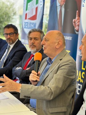 Il ministro Gilberto Pichetto Fratin oggi ad Ancona