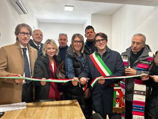 Il taglio del nastro