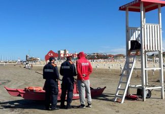capitaneria di porto senigallia spiaggia bagnino
